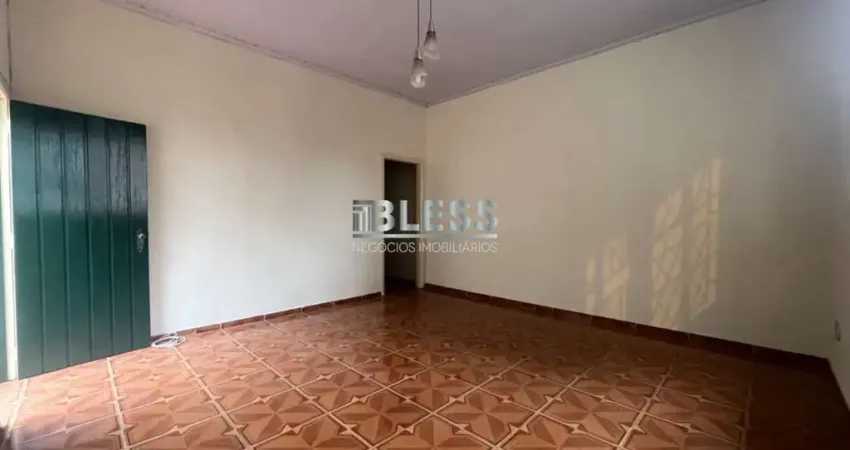 CASA PARA LOCAÇÃO NO CENTRO DE JUNDIAÍ -  NÃO POSSUI VAGA DE GARAGEM - CA03319