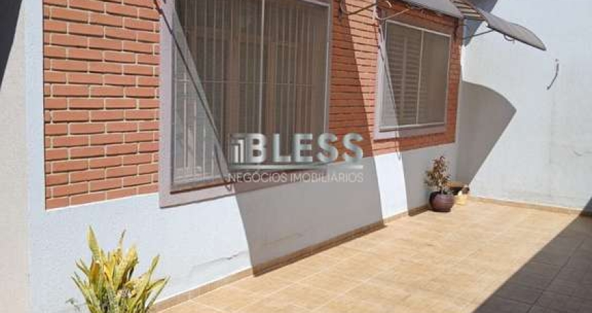 Casa à Venda na Vila M Genoveva, Jundiaí-SP