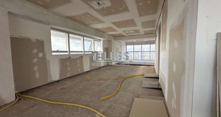 Sala comercial á venda no Edifício The One Office Tower