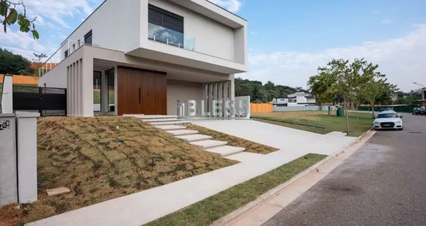 Casa à venda em ótima OPORTUNIDADE no Condomínio Alphaville I