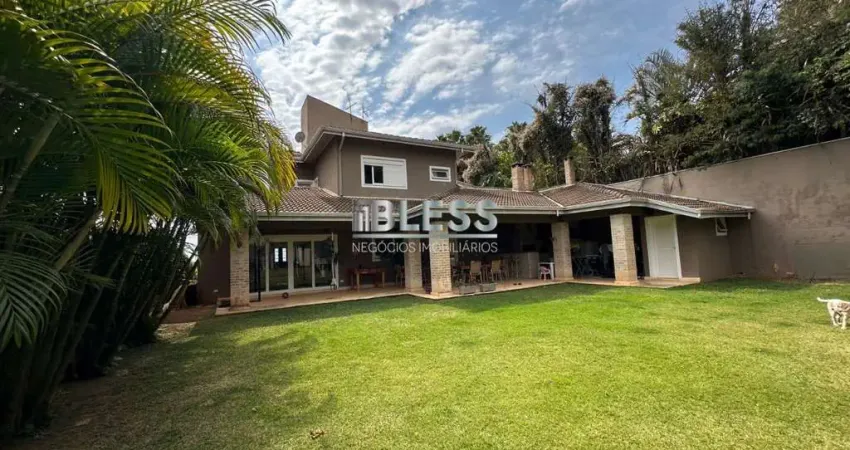 Casa com dois pavimentos á venda no condomínio capital ville i - cajamar