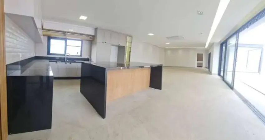 Sobrado Condomínio Terra Cota com Piscina e Elevador