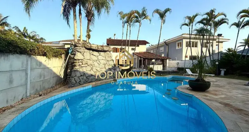 Casa mobiliada à venda no Condomínio Granville – Praia da Enseada, Guarujá