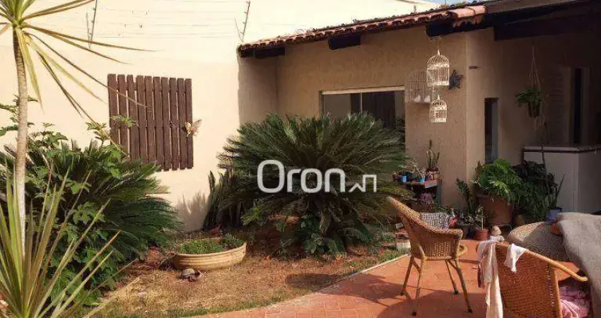 Sobrado à venda, 244 m² por R$ 1.150.000,00 - Jardim Europa - Goiânia/GO