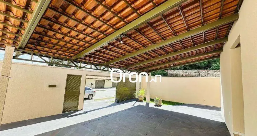 Casa com 3 dormitórios à venda, 156 m² por R$ 850.000,00 - Parque Amazônia - Goiânia/GO