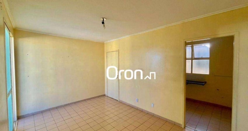 Apartamento com 2 dormitórios à venda, 56 m² por R$ 179.000,00 - Parque Acalanto - Goiânia/GO