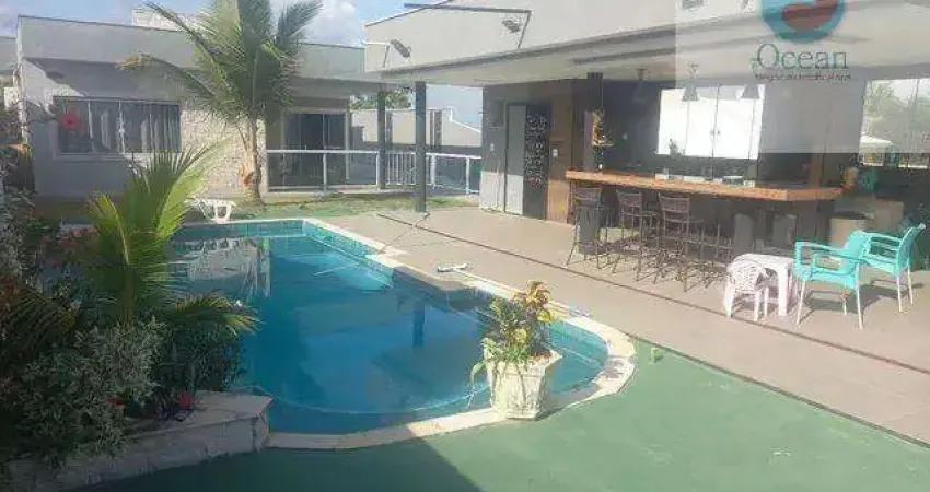 Ocean Vende: Flamengo, Casa, (Apenas Avista), 3 quartos, sendo 2 suítes, piscina, área gourmet.