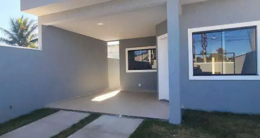 Ocean vende: Itaipuaçu, Casa 3 quartos sendo 1 suíte, coz. americana, blindex, porcelanato, granito.