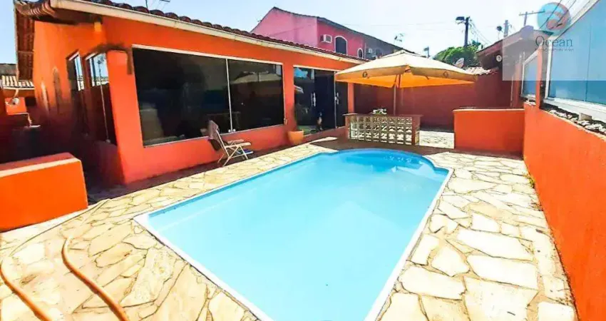 Ocean vende:  Maricá, Centro, casa 5 quartos sendo 1 suíte, Piscina, churrasqueira, energia solar.