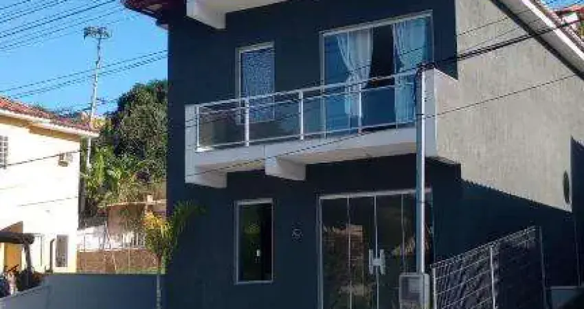 Ocean Vende: Flamengo, Condomínio, Duplex, 4 quartos sendo 1 suíte com closet, 4 banheiros, Edícula