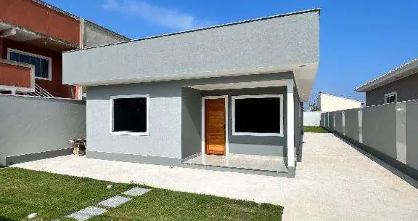Ocean vende: Itaipuaçu, casa com ótimo acabamento e planta moderna