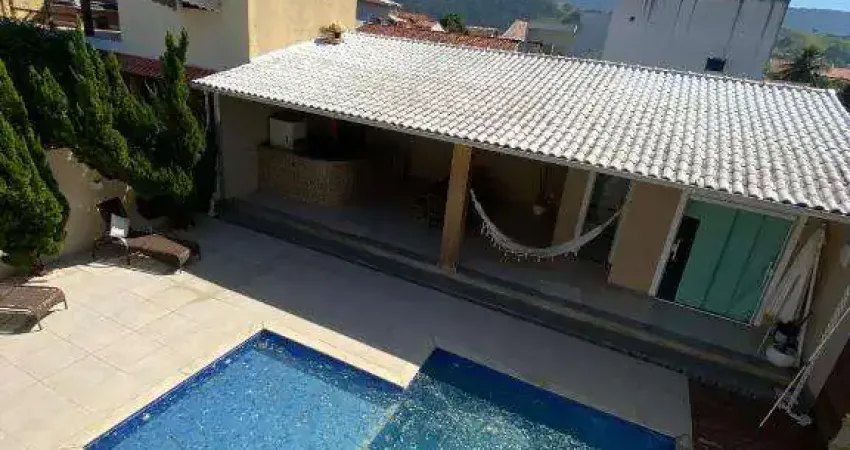 Ocean Vende:  Maricá, Condomínio Elisa Lake &amp; Beach , Casa 4 quartos(1suíte), área gourmet, piscina.