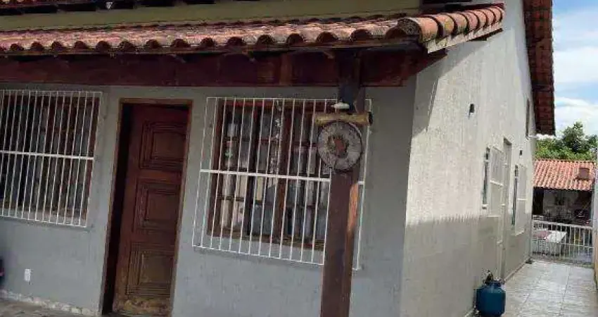 Ocean vende: Itaipuaçu, casa 2 quartos(1suíte), área gourmet, piscina, porcelanato, churrasqueira.