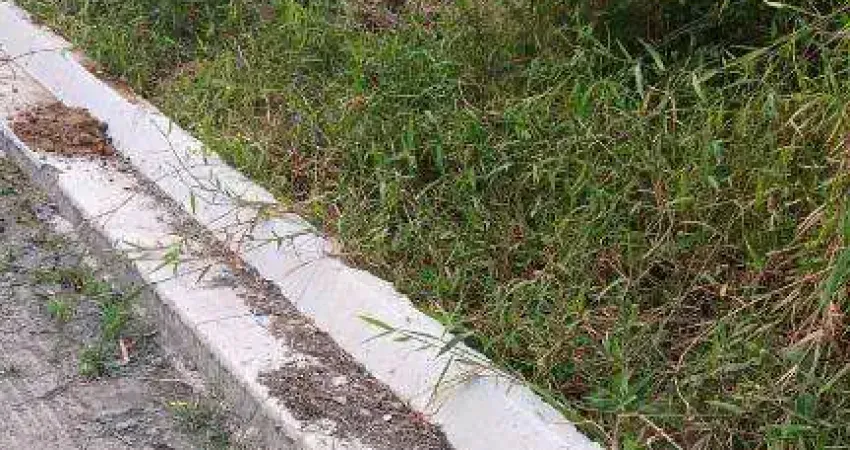 Ocean vende:  Itaocaia Valley, Itaipuaçu, terreno 2.448M², rua asfaltada, escritura/RGI