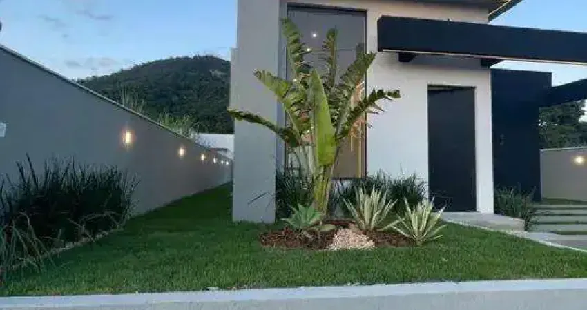 Ocean vende:  Maricá, condomínio Eco Place, casa 3 quartos, sendo1suíte + closet), área gourmet .