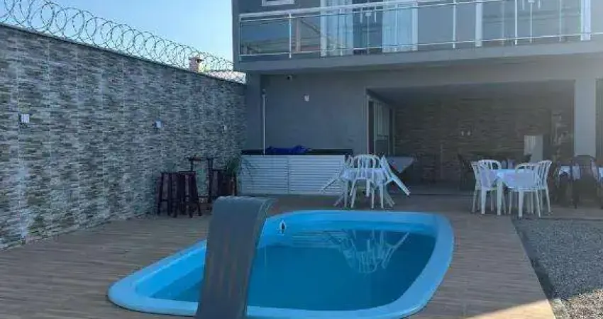 Ocean vende: Maricá, Itaipuaçu, área gourmet completa, piscina, churrasqueira, varanda