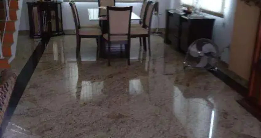 Ocean vende: Itaipuaçu, Barroco, casa 3quartos (2suítes), closet, piscina, área gourmet, placa solar
