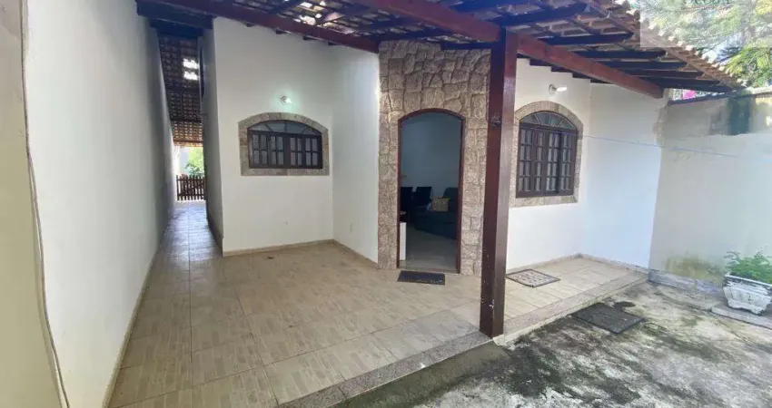 Ocean vende: Itaipuaçu, casa 2 quartos, sendo 1 suíte, piscina, área de serviço, garagem, asfalto