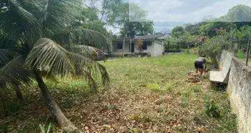 Ocean vende: Itaipuaçu, Terreno murado, em rua principal, com área total de 930 m².