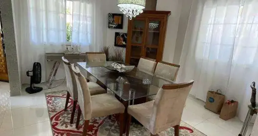 Ocean vende: Maricá, condomínio, casa 4 quartos (1suíte/closet), armários, placa solar, edícula/ ban