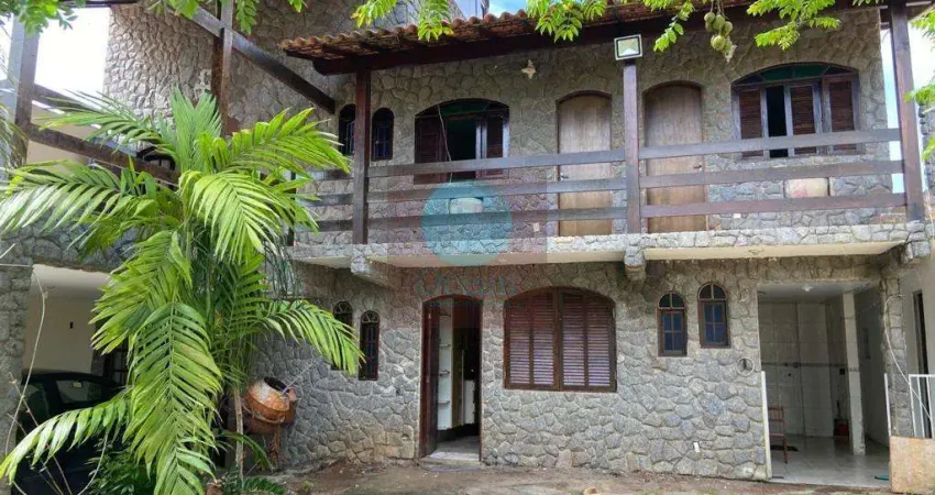 Ocean vende:  Itaipuaçu, casa 4 quartos, sendo 2 suítes, piscina, churrasqueira, varandão, armários