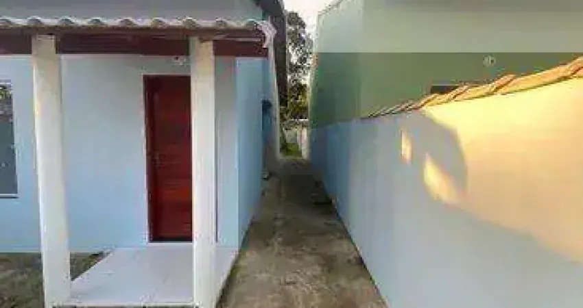 Ocean vende: Maricá, Casa, 2 quartos (1 suíte), Cozinha Amaricana, poço instalado, 370m² terreno.