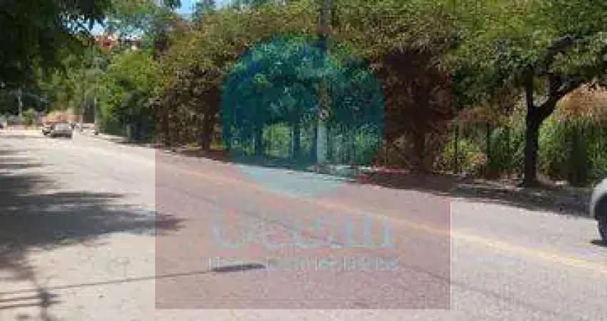 Ocean Vende: Piratininga, Três lotes juntos de 450 m² cada, perfazendo um total de 1.350 m².