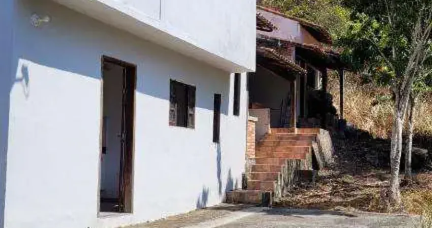 Ocean vende: Itaipuaçu, próx Barroco, casa 2 quartos + 1suíte externa, área gourmet, churrasqueira.