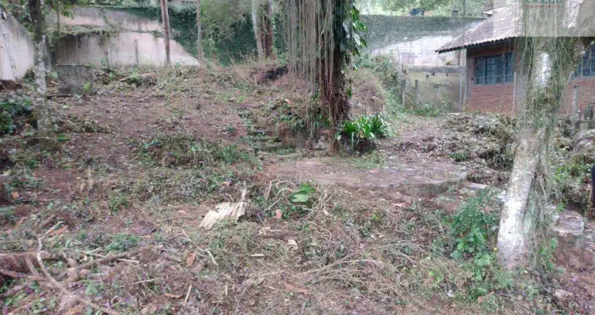 Ocean vende:  Itaipu, Vale Feliz, terreno 495M², pequeno aclive com platôs, Escritura/RGI.