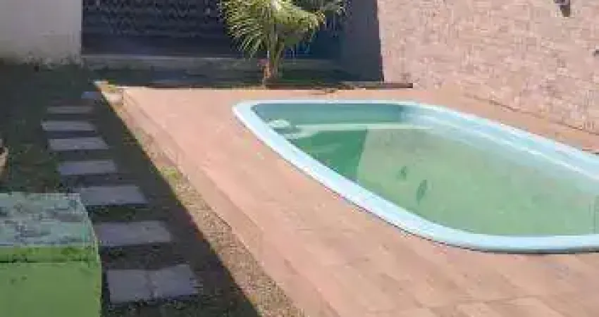 Ocean vende:  Maricá, Itaipuaçu, Casa 2 quartos, sendo 1suíte, piscina, churrasqueira. SÓ A VISTA!!