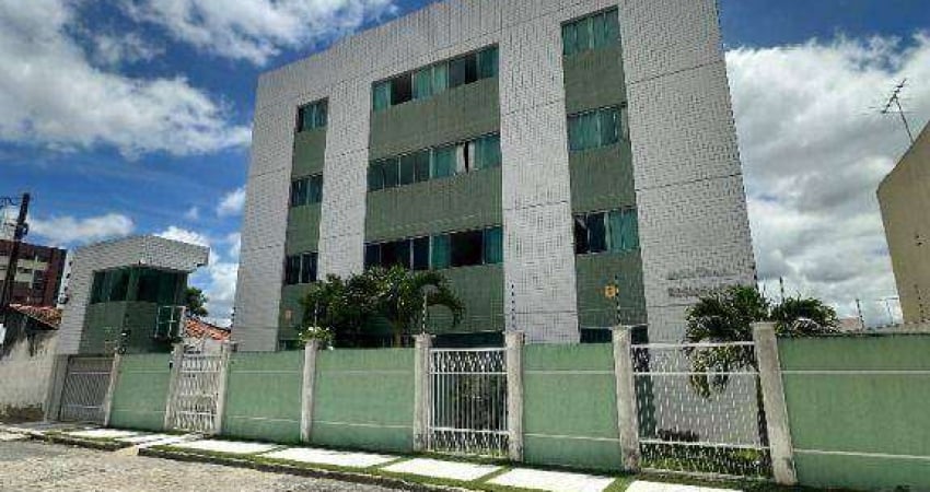 Apartamento com 3 dormitórios à venda, 75 m² por R$ 220.000 - Cruzeiro - Campina Grande/PB- Resid. Montana