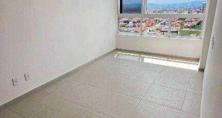 Apartamento com 3 dormitórios à venda, 78 m² por R$ 475.000,00 - Jardim Tavares - Campina Grande/PB