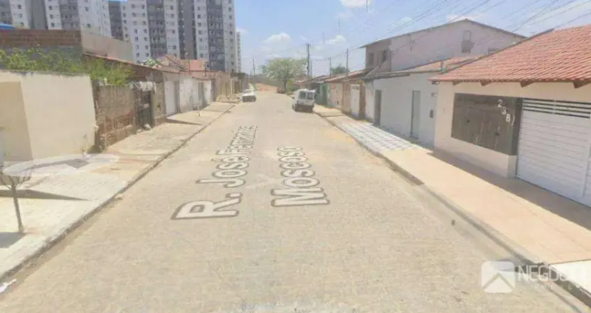 Terreno à venda na Rua José Fernandes Moscoso, Serrotão, Campina Grande