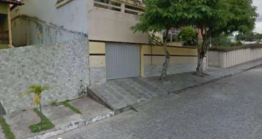 Casa com 4 dormitórios para alugar, 262 m² por R$ 2.500,00/mês - Alto Branco - Campina Grande/PB