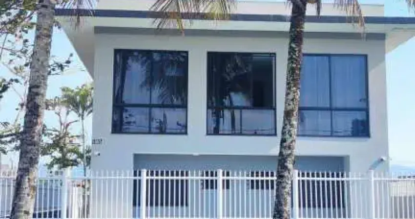 Sobrado com vista Mobiliado com Piscina Bal. Rivieira 100m Mar