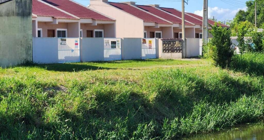 Casa com 2 quartos à venda na Rua Januário Corrêa da Veiga941, Shangri-lá, Pontal do Paraná