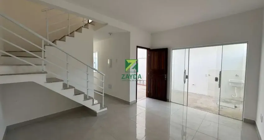 Casa à venda em casimiro de abreu-rj, bairro peixe dourado i. 2 quartos, 1 sala, 2 banheiros, 1 vaga, 80m².