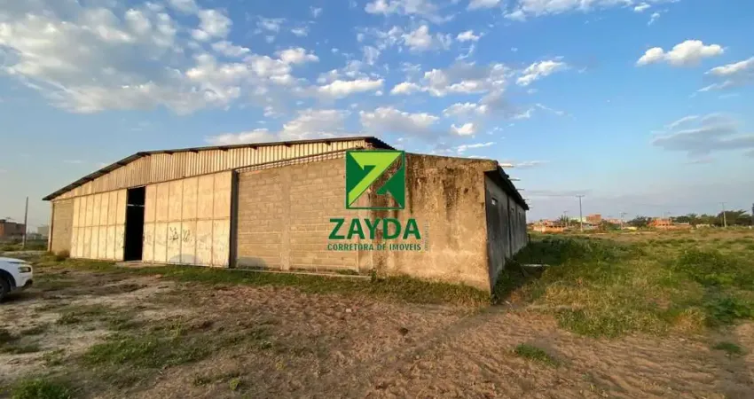 Galpão comercial à venda em Rio das Ostras-RJ: 1 sala, 1 vaga de garagem, 562,00 m² no bairro Palmital!