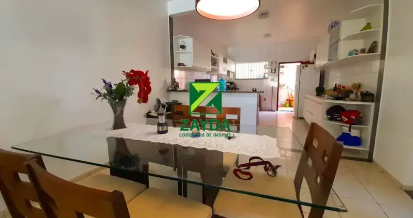Casa à venda em Casimiro de Abreu-RJ, na Vila Campo Alegre: 2 quartos, 1 suíte, 2 salas, 2 banheiros, 2 vagas, 97m².
