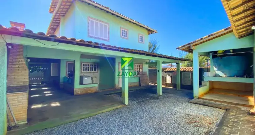 Casa à Venda em Casimiro de Abreu-RJ, Vila Campo Alegre - Barra de São João: 5 Quartos, 2 Suítes, 2 Salas, 4 Banheiros, 3 Vagas, 432m²!