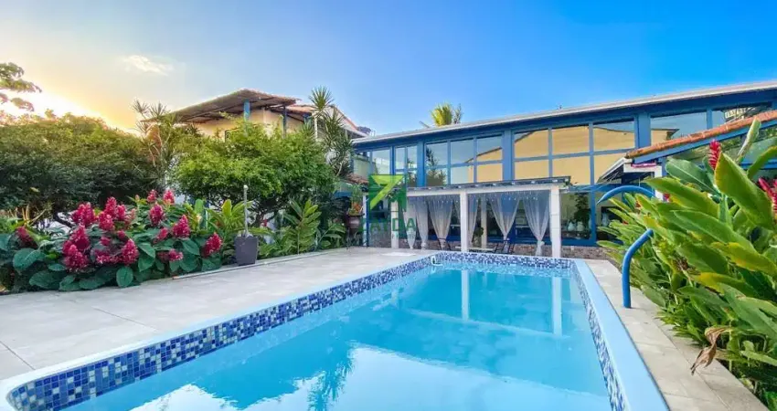 Casa à Venda em Casimiro de Abreu-RJ, Jardim Prata - Barra de São João: 5 Quartos, 4 Suítes, 2 Salas, 8 Banheiros, 3 Vagas, 380m².