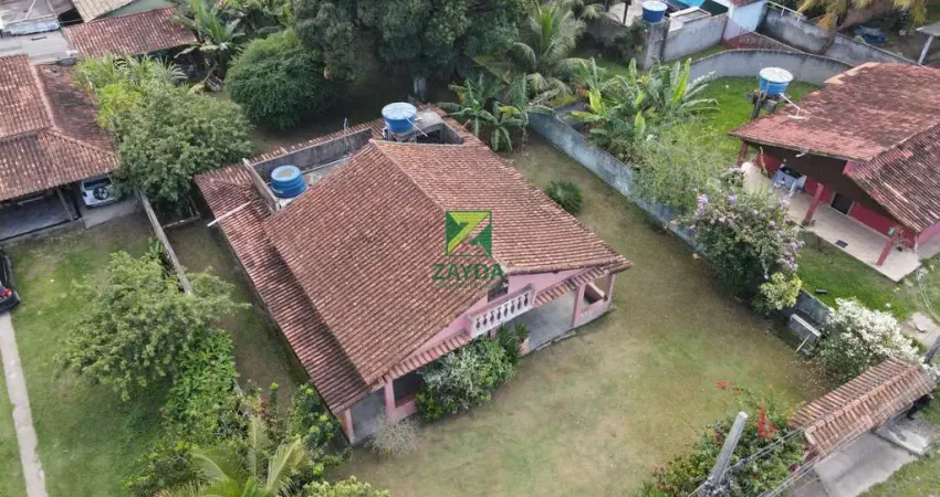 Imperdível casa à venda em barra de são joão, no bairro santa irene: 02 quartos, 01 suíte, 02 salas, 02 banheiros, 04 vagas de garagem.