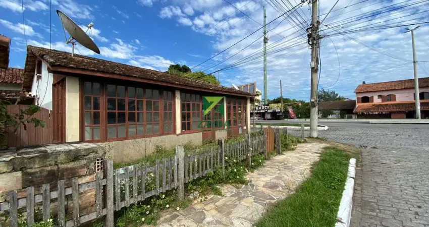 Oportunidade em Barra de São João de frente para a Rodovia Amaral Peixoto