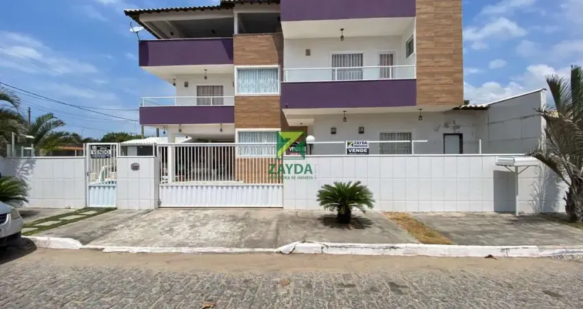 Casa Triplex de Luxo  com vista para o mar em Unamar: 04 suítes, 02 salas, 08 banheiros, 30 vagas de garagem.