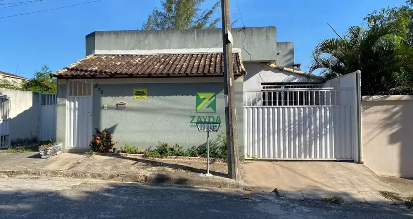 Casa linear à venda em Rio das Ostras no Parque das Flores. Oportunidade