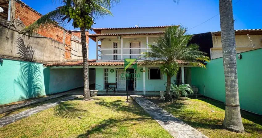 Duplex à venda no bairro jardim miramar em rio das ostras-rj: 04 quartos, área gourmet, 372m² de terreno. aceita financiamento bancário