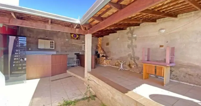 Sobrado 3 quartos, 1 suíte, 3 banheiros de 201,60 m² no Jardim Helvécia