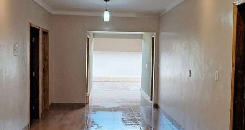 Casa 3 quartos, sendo 2 suítes de 250,00 m² no Conjunto Vera Cruz 2 - Goiânia