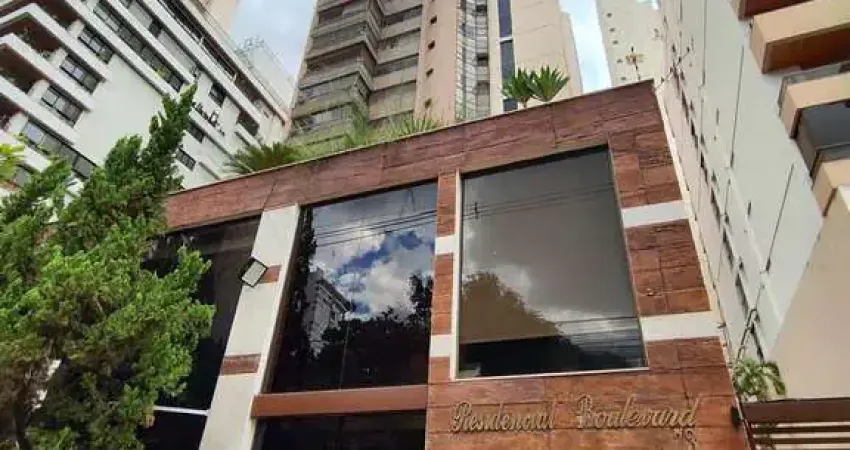 Apartamento Clássico 4 suítes, com 340m² na orla do Vaca Brava - Setor Bueno