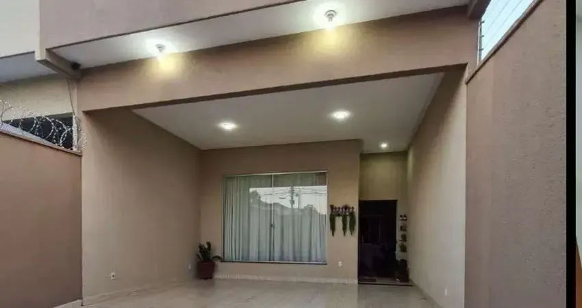 Casa à venda de 3 quartos sendo 1 Suíte, no  Setor Goiânia 2, Goiânia/GO.